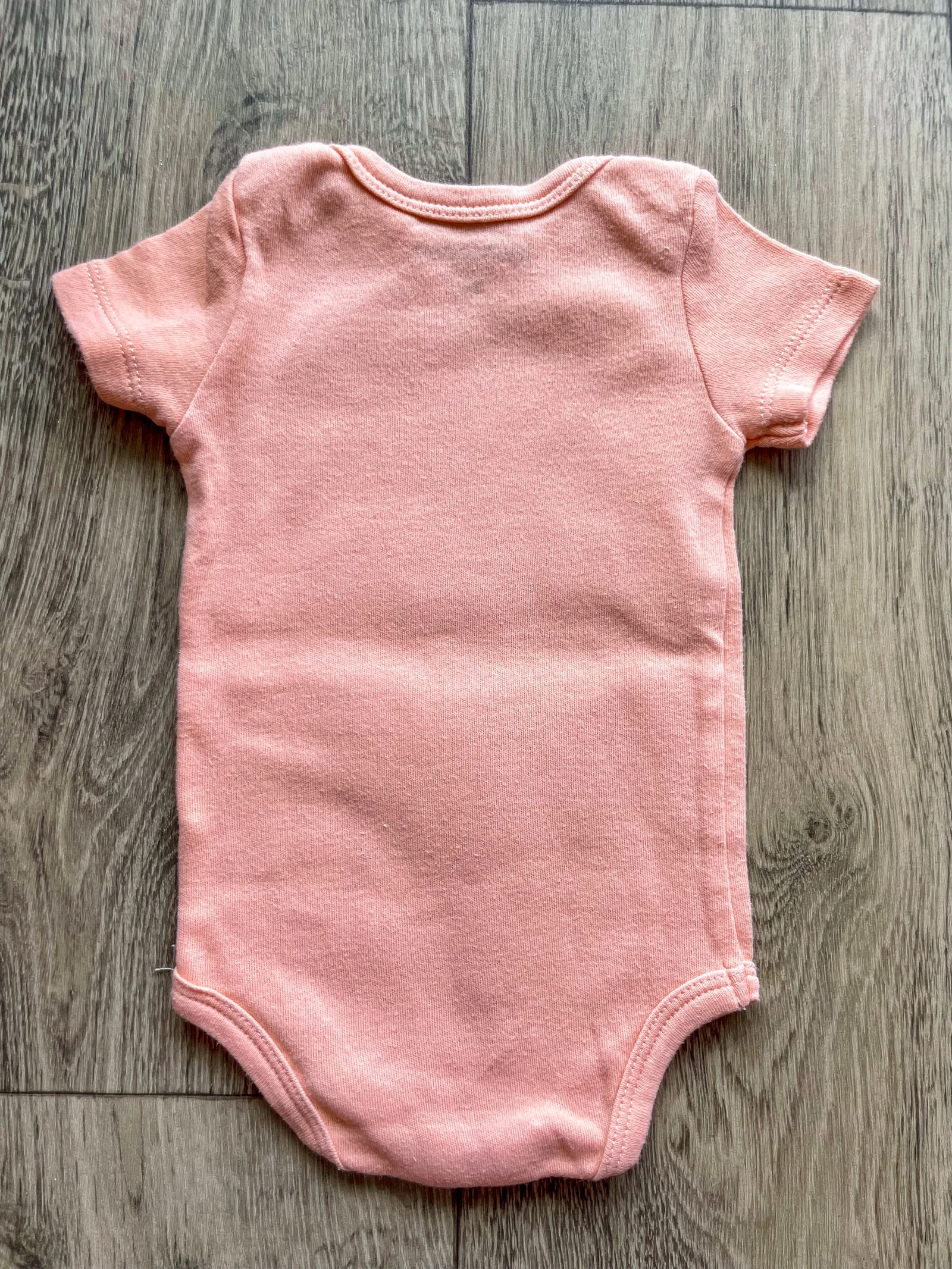 Lot of pink, grey and beige short-sleeved bodysuits size 3 months – photo 5